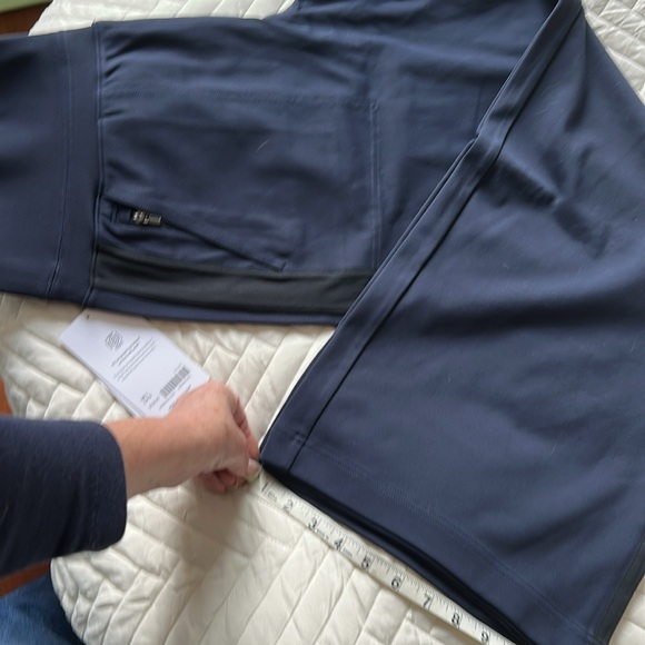 Athleta NEW Venice Wide Leg Color Block pant, Navy with Black Side Trim. Pockets - Picture 9 of 14